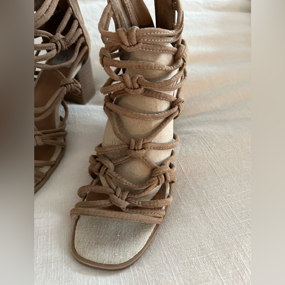 DV by Dolce Vita sandal